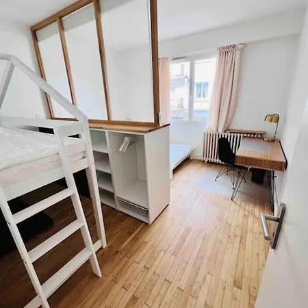 Tour Bretagne Hyper-centre & Parking Apartamento